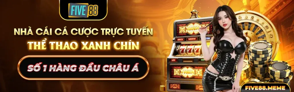 Sân vận động bóng đá với đèn pha sáng rực và đám đông cổ vũ, biểu tượng cá cược thể thao bec88 nổ hũ
